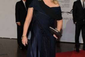 kathleen turner